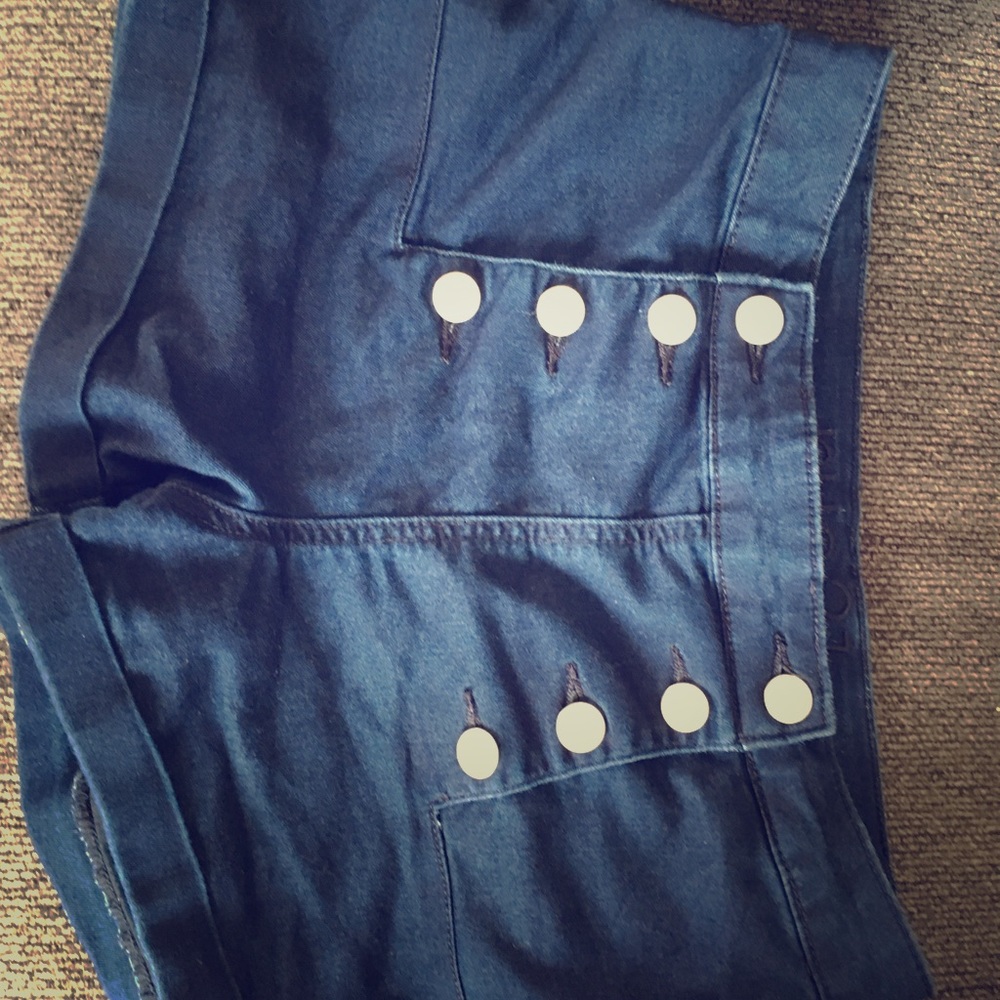Woman’s High Waisted Shorts, (Never Worn)